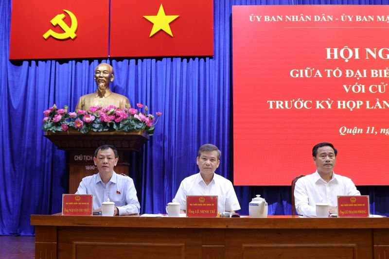 Chánh án TANDTC Lê Minh Trí tiếp xúc cử tri trước kỳ họp Quốc hội